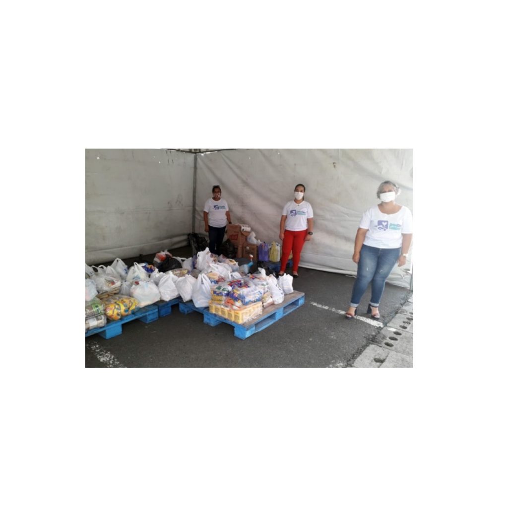 Rotativo News Arquivo Drive Thru Solid Rio Arrecada Alimentos Para Fam Lias Carentes