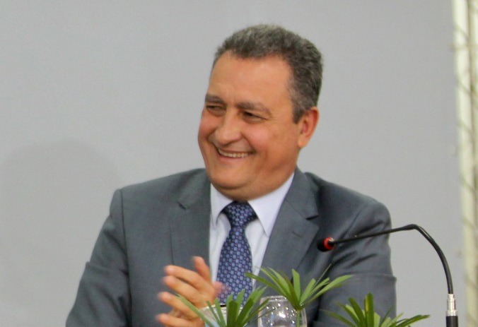 Rui Costa é acusado de bloquear usuários após críticas em rede social