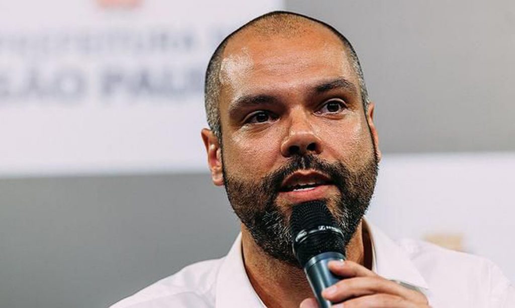 Covid-19: prefeito de SP encerra isolamento e retoma atividades