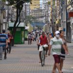 Capitais vivem “novo normal” com reabertura do comércio e retomada de atividades