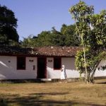 Pai de santo denuncia invasão e ataques a terreiro em Cachoeira