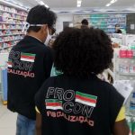 Procon fiscaliza farmácias em Feira de Santana para identificar aumentos abusivos em medicamentos