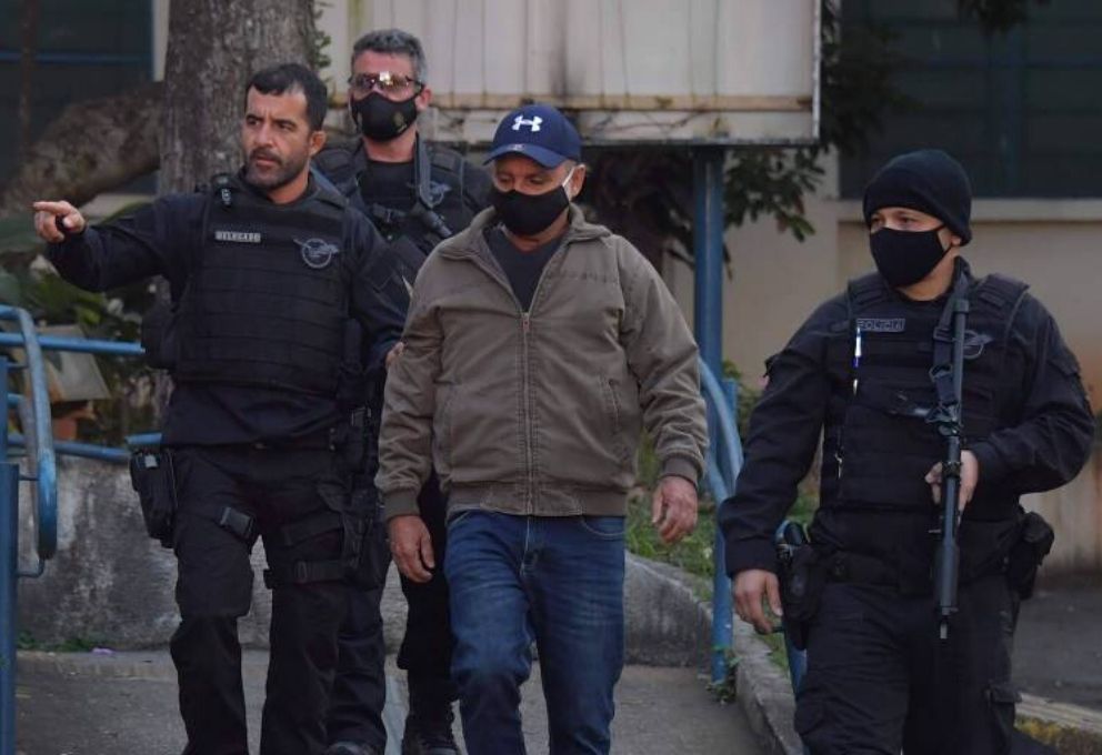 Fabrício Queiroz é preso em Atibaia, interior de São Paulo