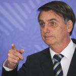 Bolsonaro destaca ações, faz declarações da última semana e profissionais da imprensa brasileira elogiam