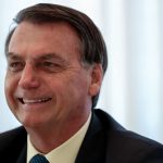 Bolsonaro promete anúncio de novo ministro da Educação nesta sexta (10)
