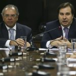 Paulo Guedes encontra Rodrigo Maia e fala em “pacificação”