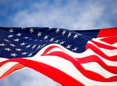 Governo dos EUA vai pagar construção de hospital de campanha no Brasil