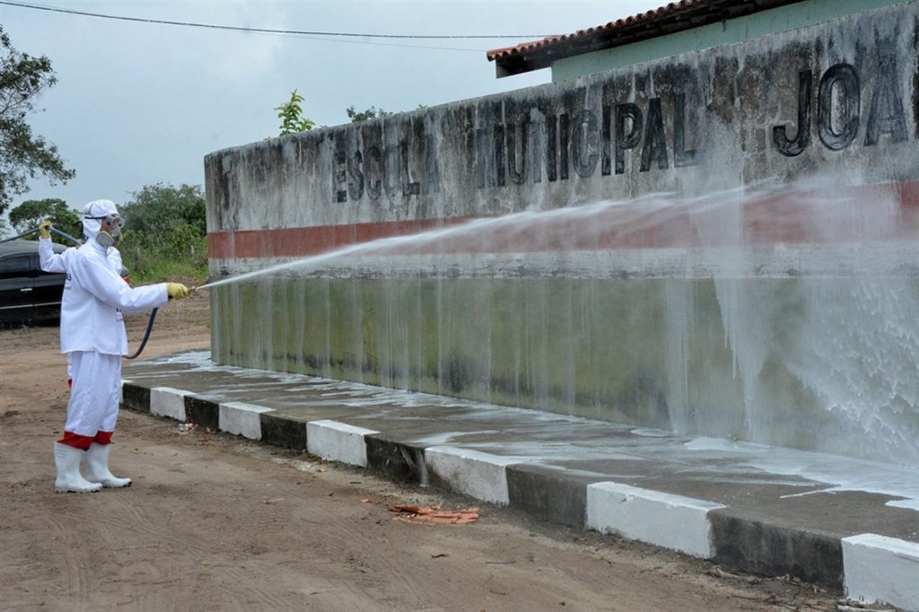 Prefeitura realiza desinfecção em Matinha e Tiquaruçu neste domingo