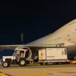 Vacina chinesa contra Covid-19 chega ao Brasil; testes começam nesta terça