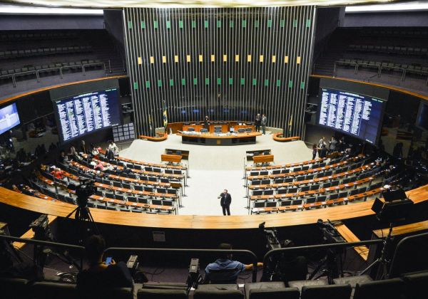 Fundeb: bancada baiana na Câmara dos Deputados vota a favor de manutenção