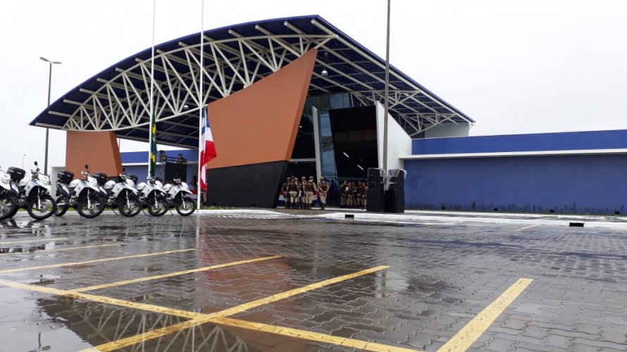 Policlínica Regional de Feira de Santana é fechada após 26 funcionários testarem positivo para Covid-19