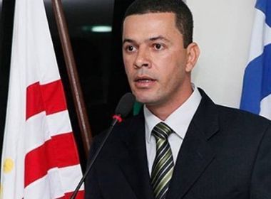 Presidente da Câmara de Vereadores acusado de espancar a filha é levado a presídio em Juazeiro