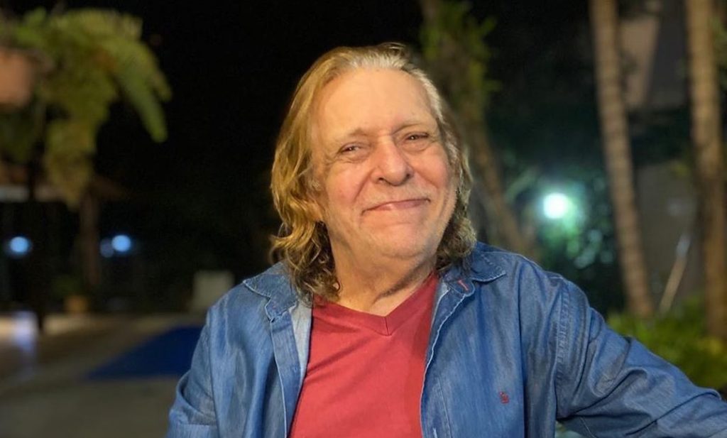 Morre o músico Renato Barros, cantor e guitarrista de Renato e Seus Blue Caps