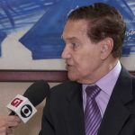 Líder espírita Divaldo Franco passa por cinco horas de cirurgia em São Paulo para correção de três hérnias de disco