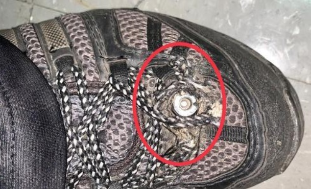 Homem tinha câmera no tênis para filmar mulheres no metrô em São Paulo