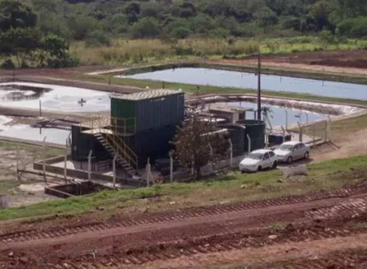 Mau cheiro de aterro sanitário incomoda moradores em Feira de Santana