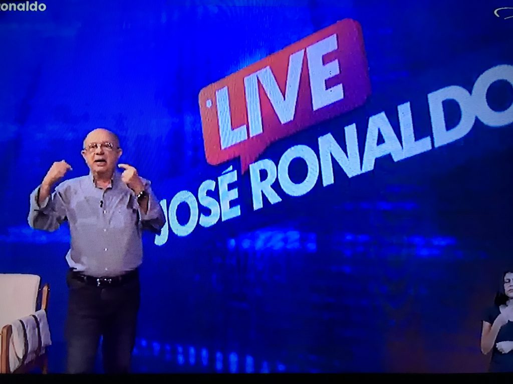 Ex- prefeito José Ronaldo elogia Colbert Filho e crítica governo do Estado