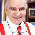 Morre o médico Elsimar Coutinho