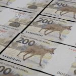 Banco Central apresenta nova cédula de R$ 200; confira