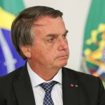 Após veto, Bolsonaro volta a afirmar que vai propor medida para atender ‘justa demanda’ de igrejas