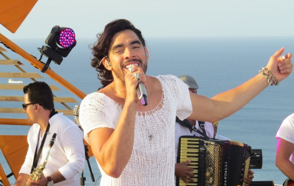 Morte de GD: FAB conclui que mal tempo e falha humana levaram à queda de avião