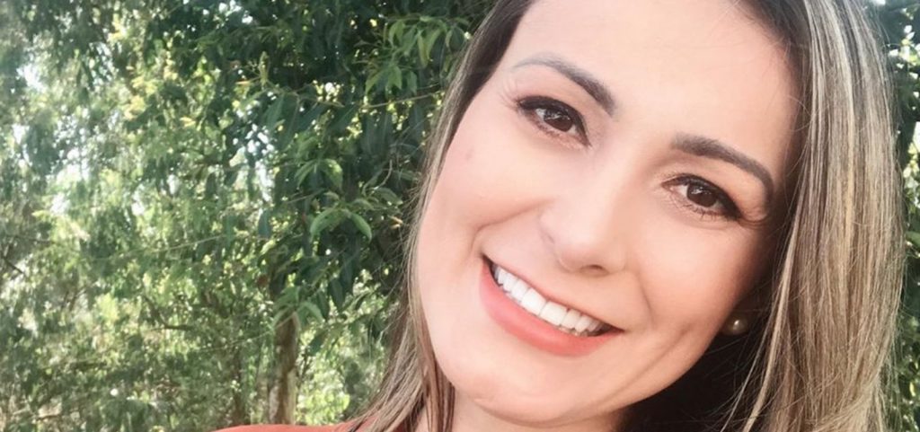 Andressa Urach diz que se sentiu mais ‘usada’ na Igreja Universal que na prostituição