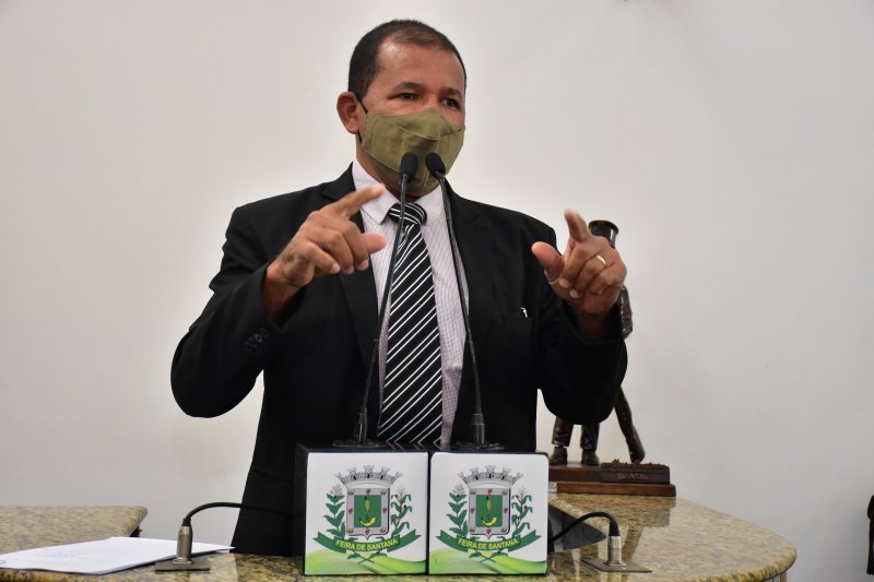 Filha do vereador Sargento da PM é assaltada em frente a módulo policial em Feira de Santana