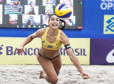 STJD: Carol Solberg é advertida e proibida de se manifestar politicamente nas quadras