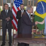 Brasil e EUA assinam acordo de US$ 1 bilhão