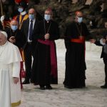 Papa Francisco defende união civil entre homossexuais