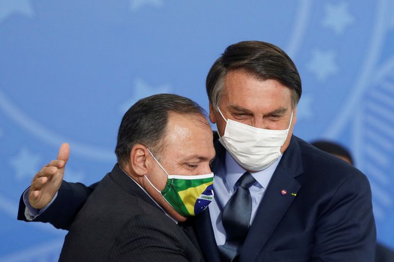 Governo apresenta dados sobre vermífugo e Saúde definirá uso contra Covid-19