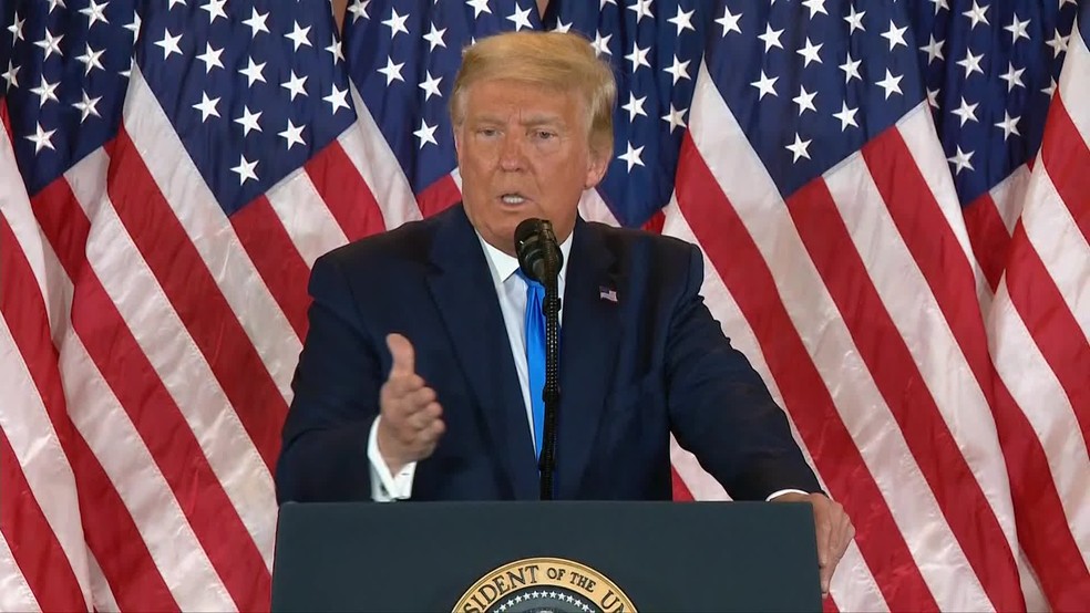 Biden alcança votos necessários, mas resultado segue contestado