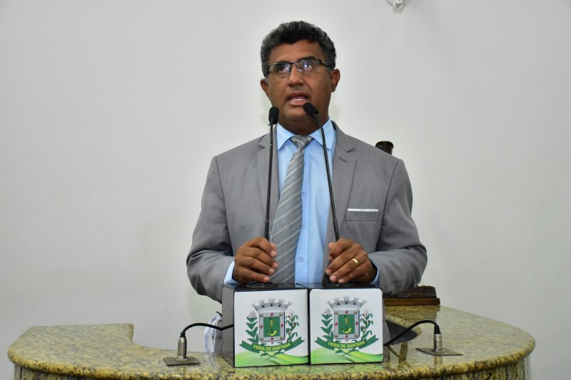 Não reeleito com quase 4 mil votos, Lulinha vai “repensar a vida” e se dedicar mais à família