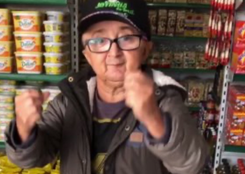 Jotinha é internado com coronavírus em estado grave