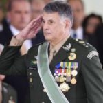 Exército brasileiro é um dos menores do mundo, diz comandante das Forças Armadas
