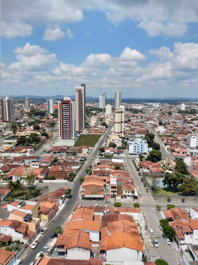 SIM continua sendo o bairro com o maior número de casos confirmados da Covid-19