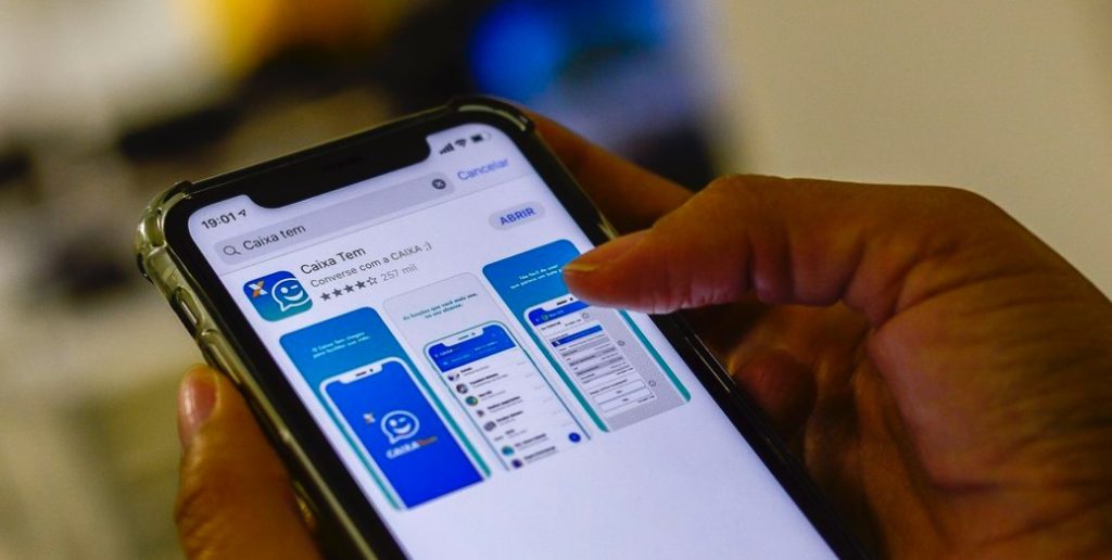 Economia: Caixa atinge 100 milhões de poupanças sociais digitais