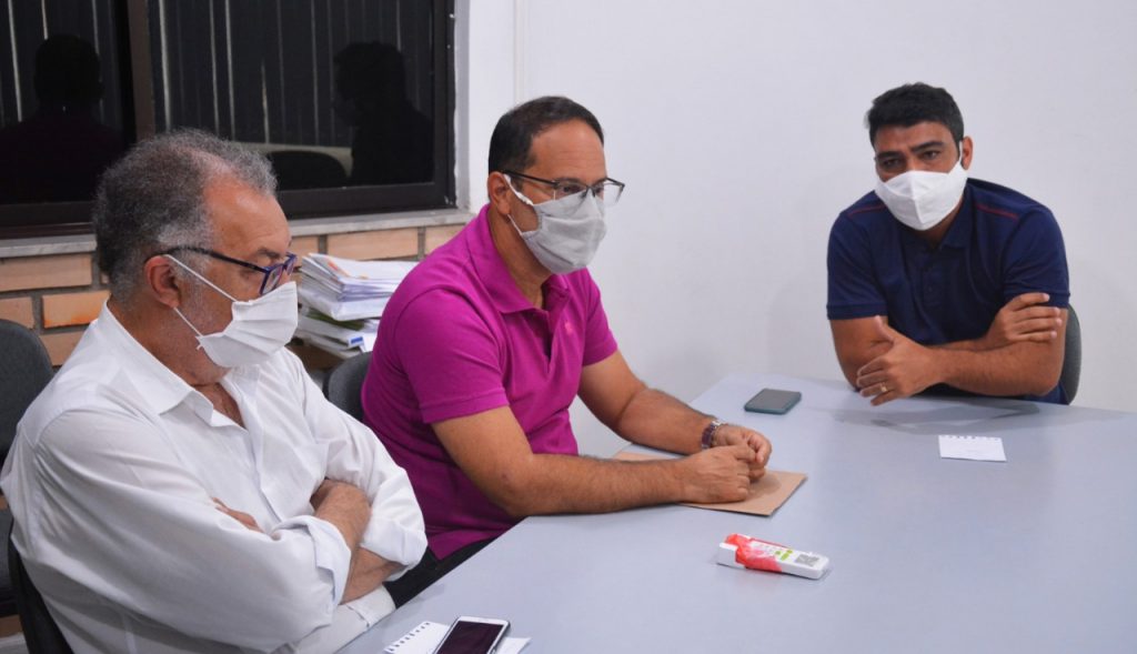 Danos foram pequenos em obras ainda em execução no centro de Feira