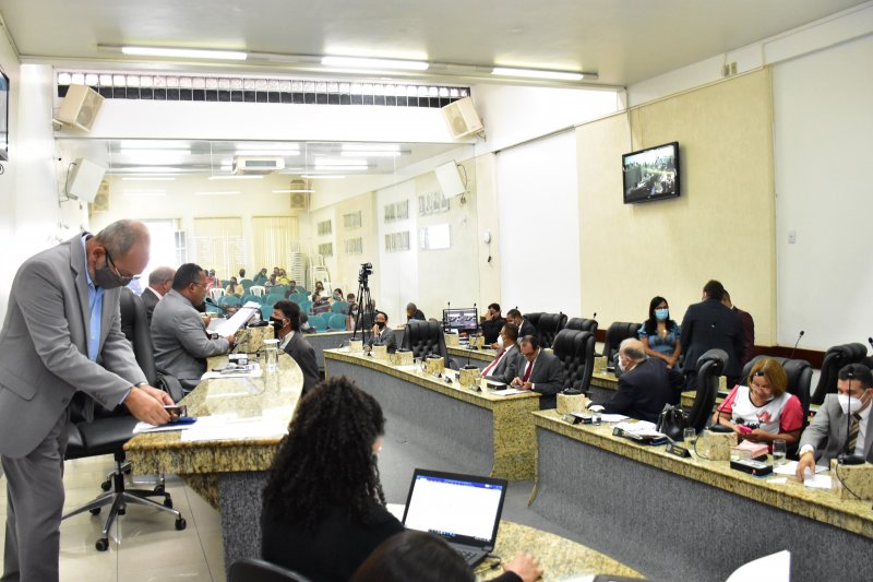 Servidor municipal que ganha acima de 2 salários mínimos vai perder isenção do IPTU