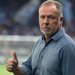 Técnico do Sub-23 substitui Mano Menezes no comando do Bahia