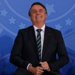 Governo Bolsonaro termina 2020 em alta, aprovado por 47%, mostra pesquisa