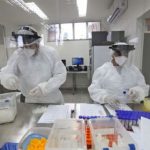 Covid-19: Lacen atinge o teto de testagem e tem exames represados aguardando resultado