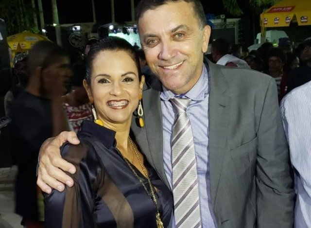 Prefeito de Conceição da Feira mata mulher e comete suicídio; crime ocorreu em Salvador