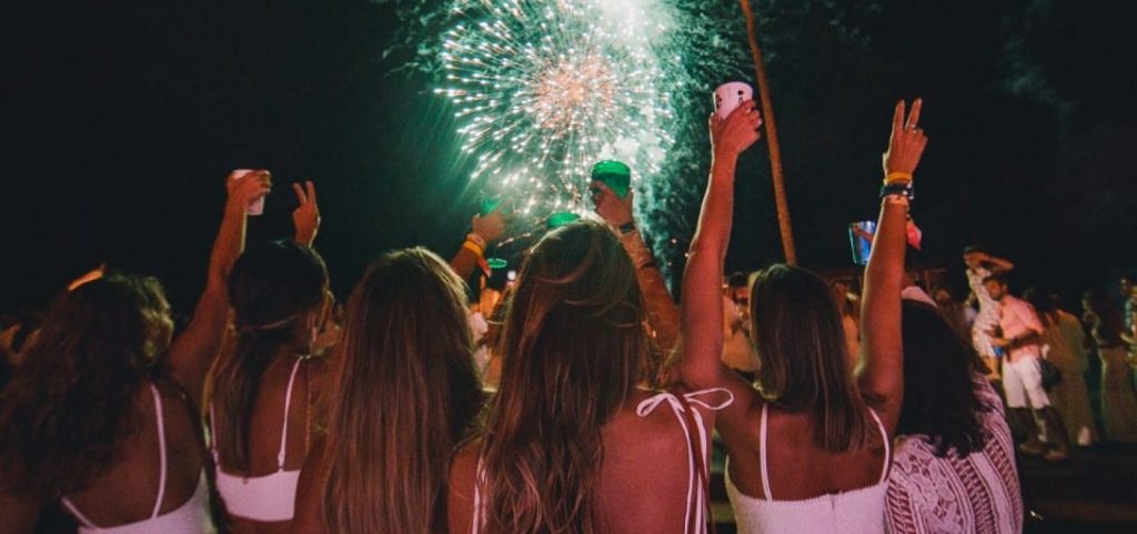 ‘Quem estiver lá vai ser preso’, avisa secretário sobre festas de réveillon com aglomeração