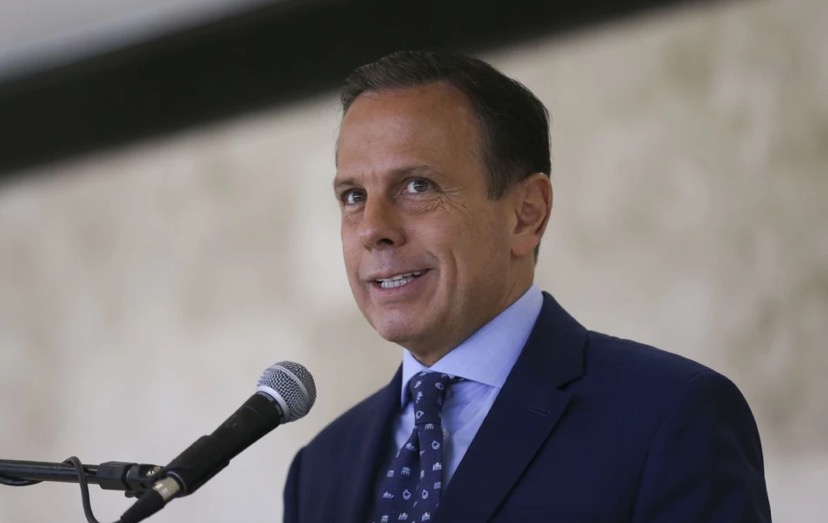 Governador de São Paulo corta na Saúde e aumenta em publicidade na verba de 2021