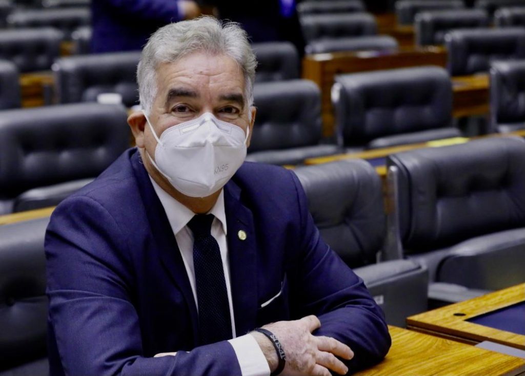 Pelo 2º ano consecutivo, Zé Neto está entre os 50 parlamentares em ascensão na lista dos Melhores do Congresso