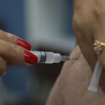 Mais de 1.300 crianças vacinadas contra a dengue em Feira de Santana