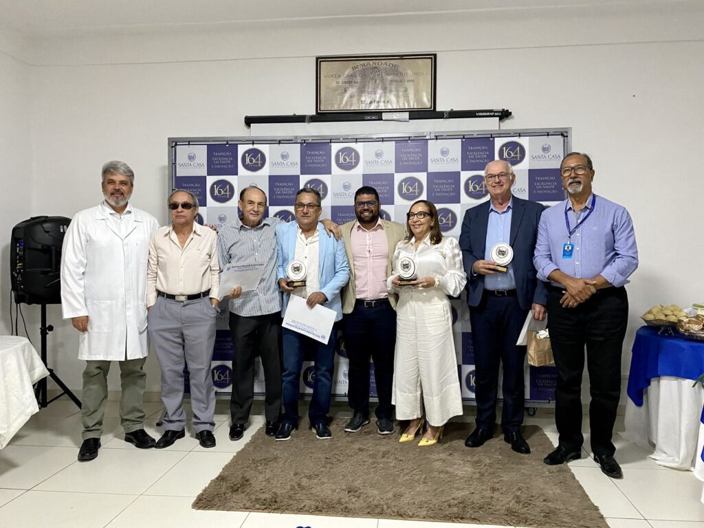 Santa Casa de Feira de Santana presta homenagem a profissionais no Dia do Médico