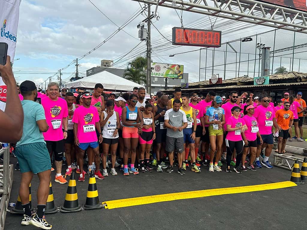 III Corrida Feirense de Prevenção ao AVC reúne mais de mil participantes neste domingo