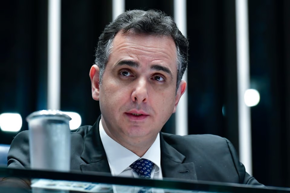 Pacheco promete pautar votação de alterações no STF e oposição suspende obstrução no Congresso